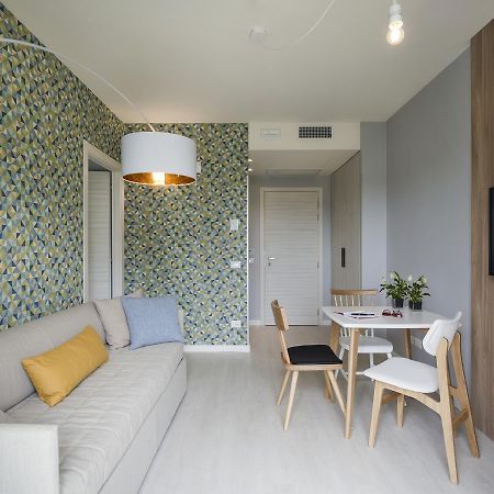 Hatelier Garda Home by Enjoy Garda Hotel Peschiera del Garda Buitenkant foto