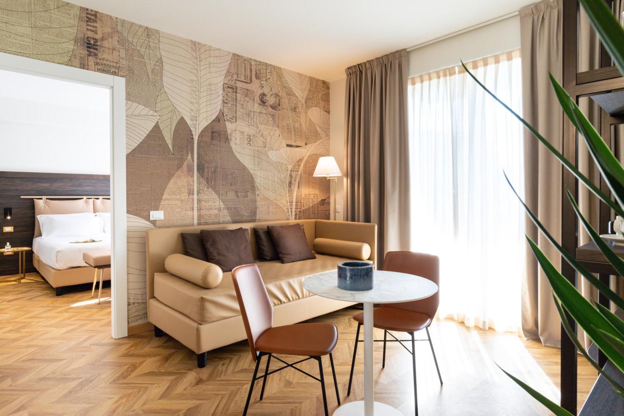 Hatelier Garda Home by Enjoy Garda Hotel Peschiera del Garda Buitenkant foto