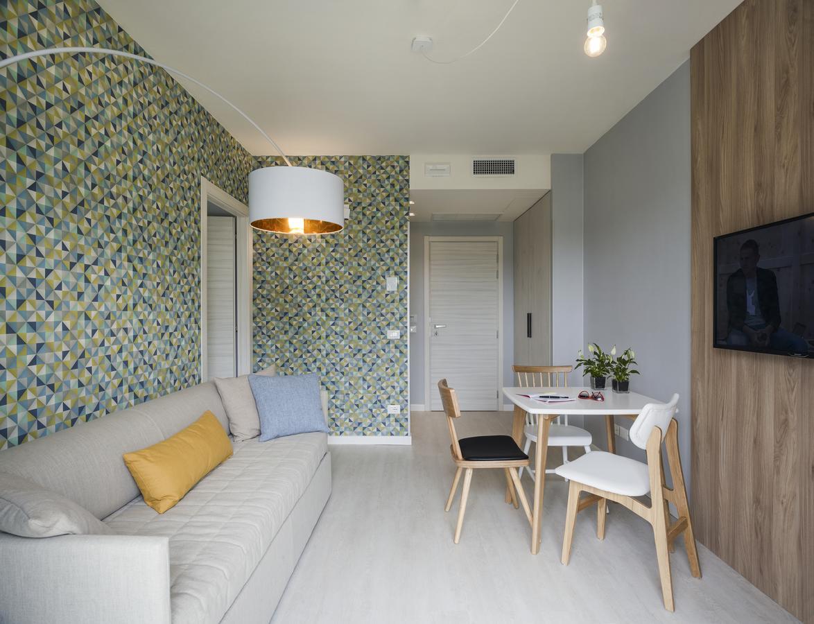 Hatelier Garda Home by Enjoy Garda Hotel Peschiera del Garda Buitenkant foto